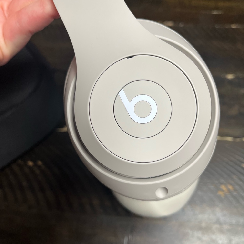 Beats by Dre Over-Ear Headphones - Light Gray